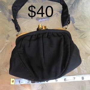 Divided vintage handbag